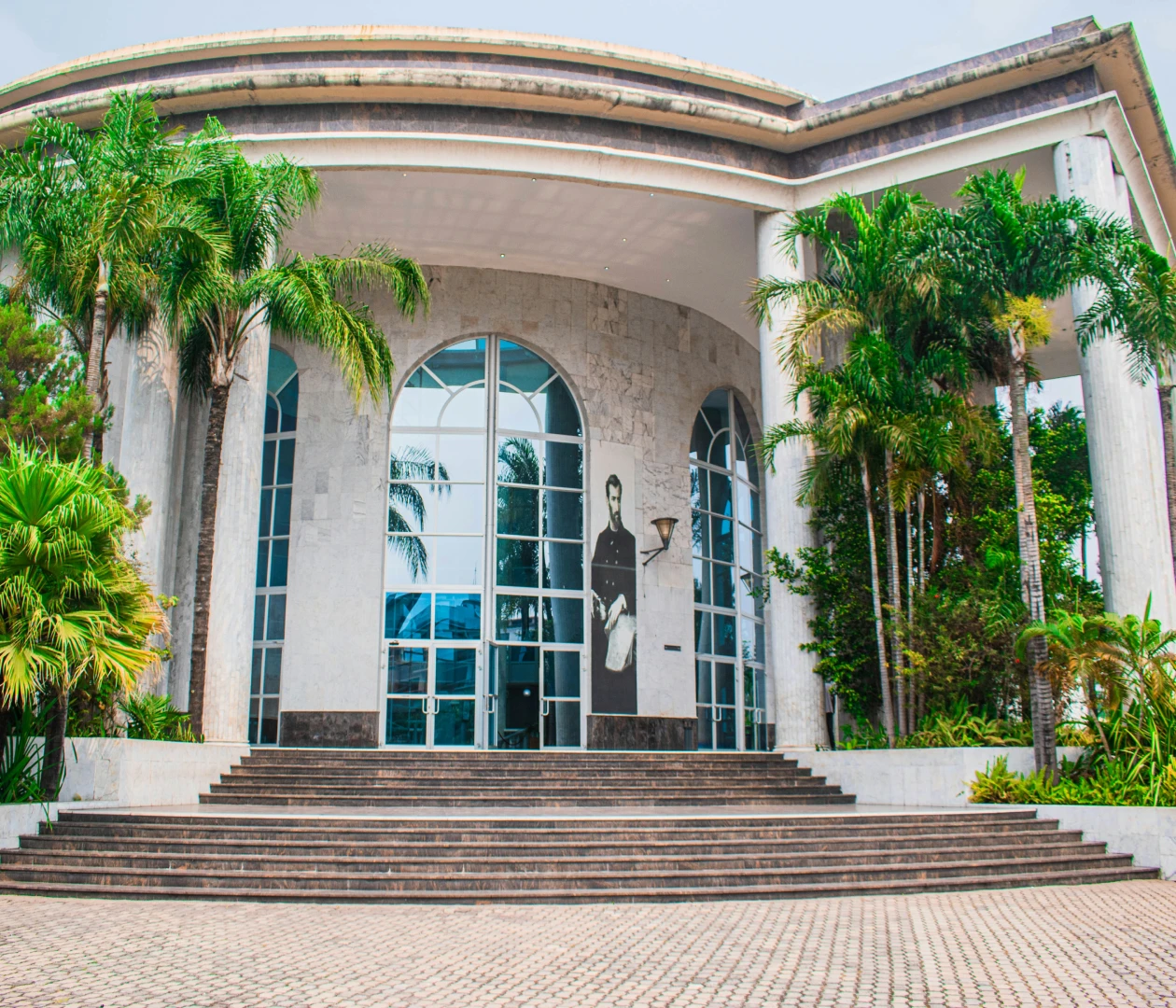 Лубумбаши visa process